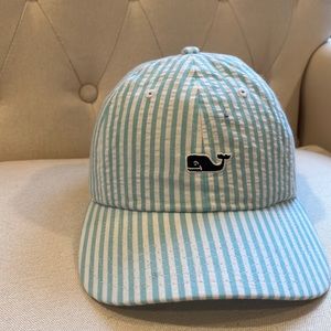 NEW Vineyard Vines Hat